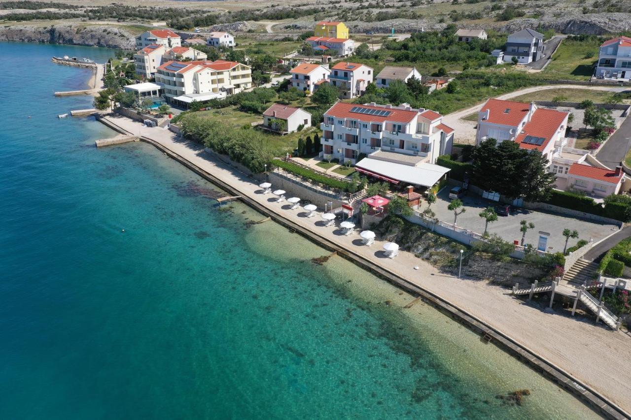 Pension Augustino Miletici Bagian luar foto