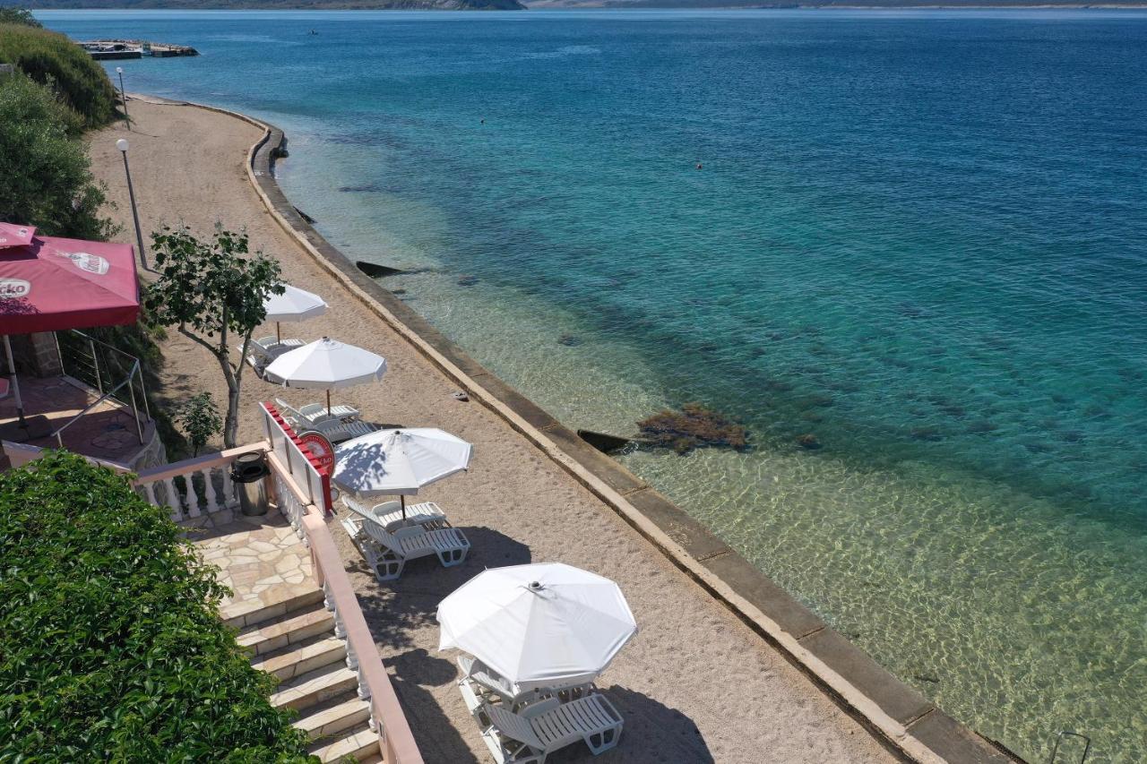Pension Augustino Miletici Bagian luar foto