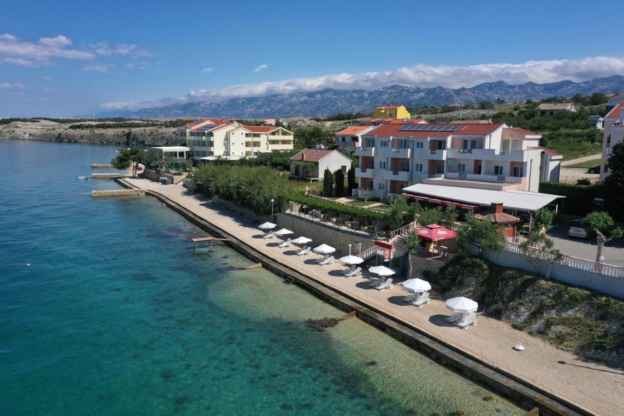Pension Augustino Miletici Bagian luar foto