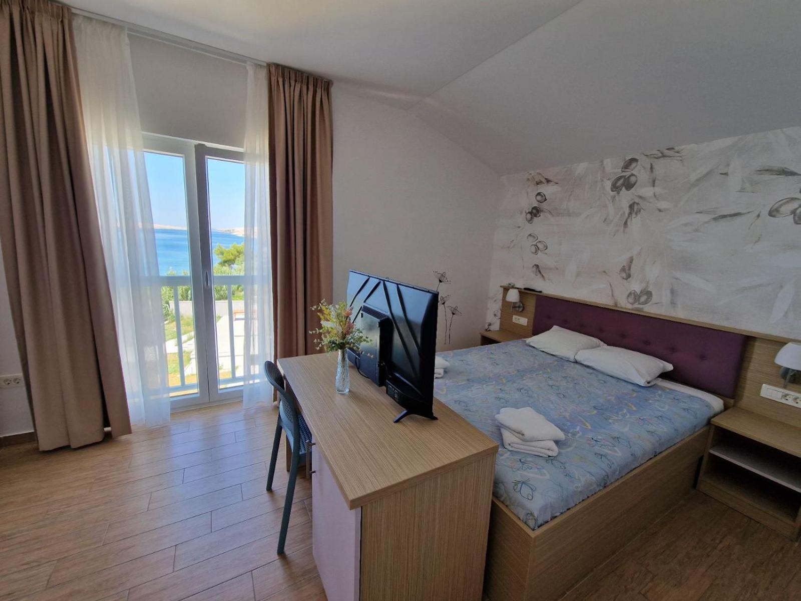 Pension Augustino Miletici Bagian luar foto